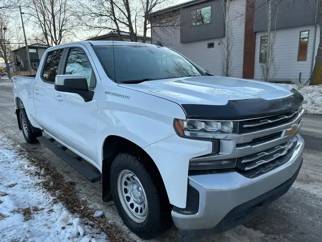 2022 Chevrolet Silverado 1500 5.3L V8 LT 4x4 - Photo 4
