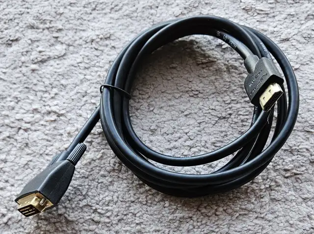 BRAND NEW HDMI TO DVI-D CABLE
