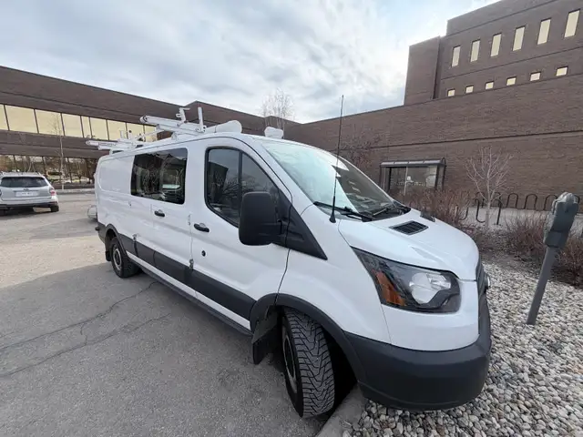 2016 Ford Transit 250 Crago Van - Photo 7