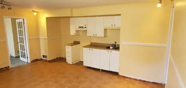 Apartement à Louer - 9 rue Donald Saint-Jacques #2 - Photo 7