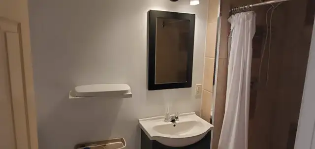 Apartement à Louer - 9 rue Donald Saint-Jacques #2 - Photo 13