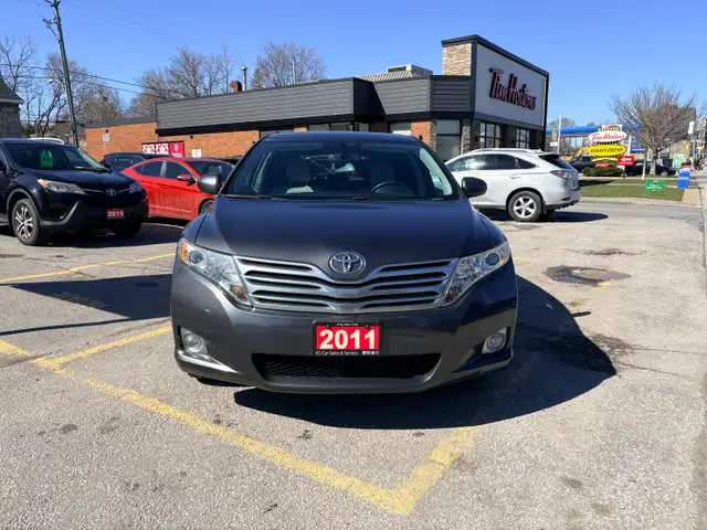 2011 Toyota Venza Base AWD 2.7L Carfax Clean Certified - Photo 2