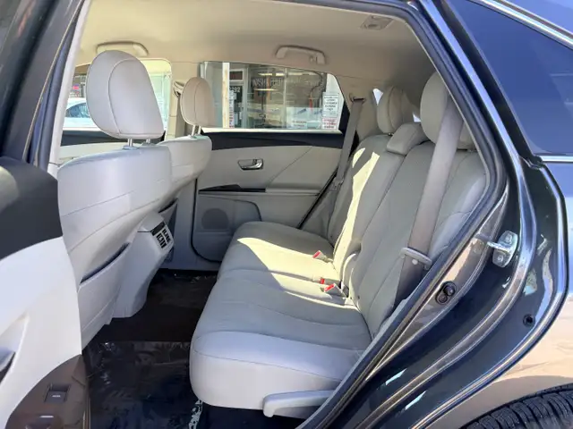 2011 Toyota Venza Base AWD 2.7L Carfax Clean Certified - Photo 12