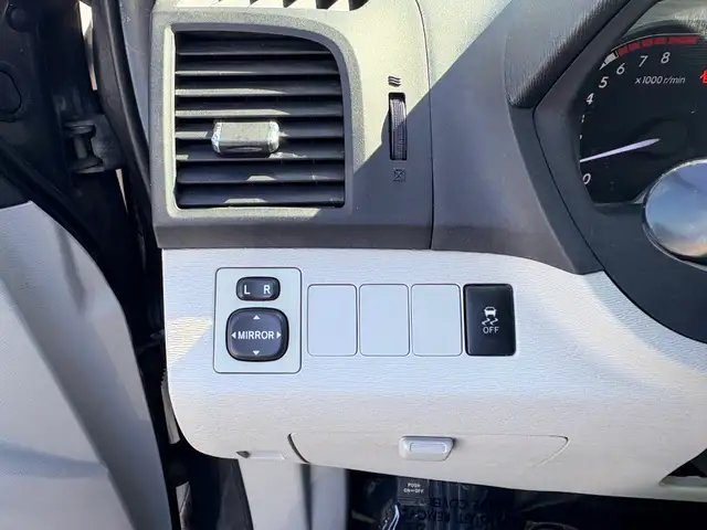 2011 Toyota Venza Base AWD 2.7L Carfax Clean Certified - Photo 19