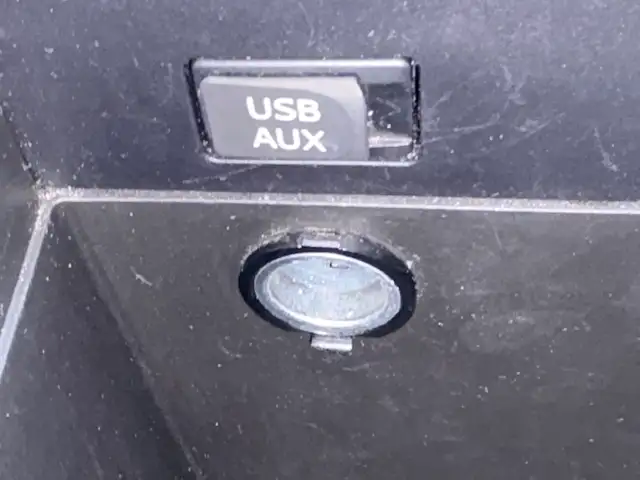 2011 Toyota Venza Base AWD 2.7L Carfax Clean Certified - Photo 24