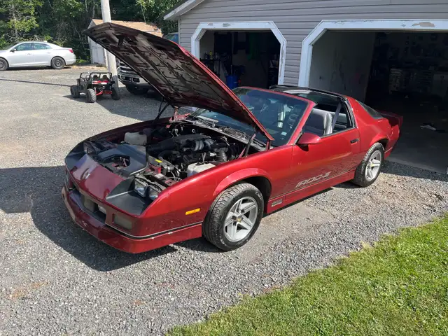 Thinking about selling my IROC-Z - Photo 2