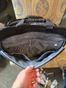 EMPSIGN Stylish Laptop Bag.. - Photo 2
