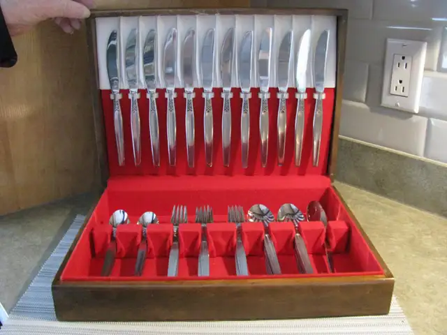 Coutellerie avec coffret