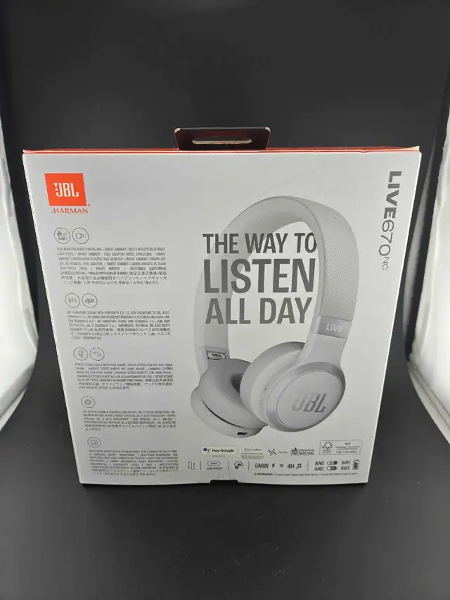 JBL LIVE 670NC Like New In Box - Photo 3