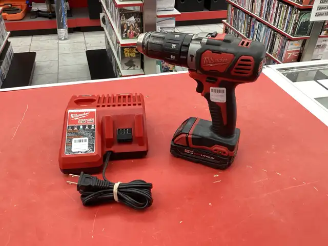 perceuse Milwaukee marteaux