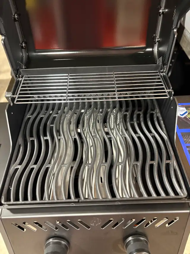 Napoleon Freestyle 365 - 2 Burners - Photo 2