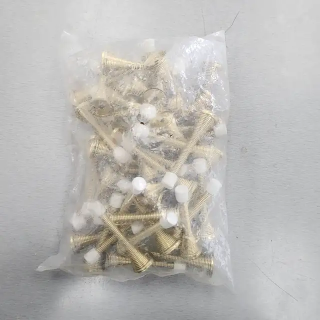 Bag Of Door Stoppers - Photo 2