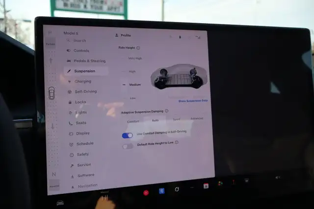 2025 Tesla Model S - Photo 20