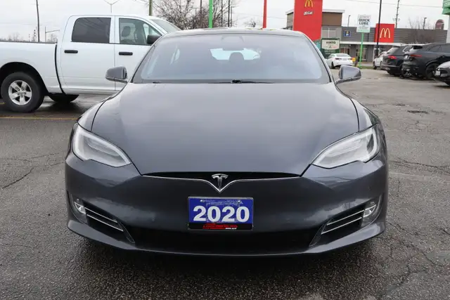 2020 Tesla Model S - Photo 2