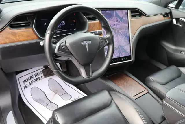 2020 Tesla Model S - Photo 11