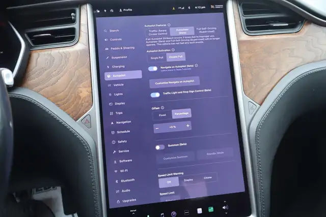 2020 Tesla Model S - Photo 22