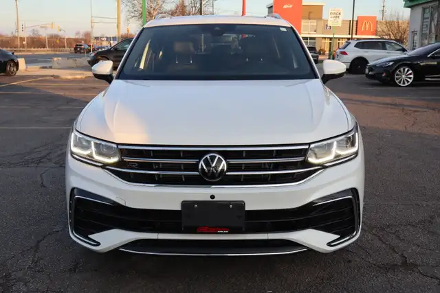 2022 Volkswagen Tiguan - Photo 2