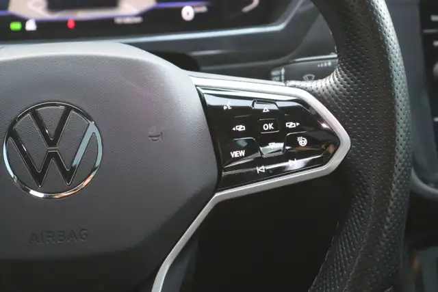 2022 Volkswagen Tiguan - Photo 13