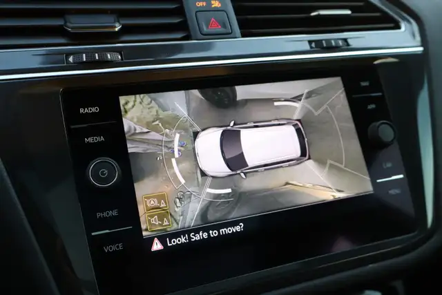 2022 Volkswagen Tiguan - Photo 16