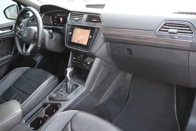 2022 Volkswagen Tiguan - Photo 17