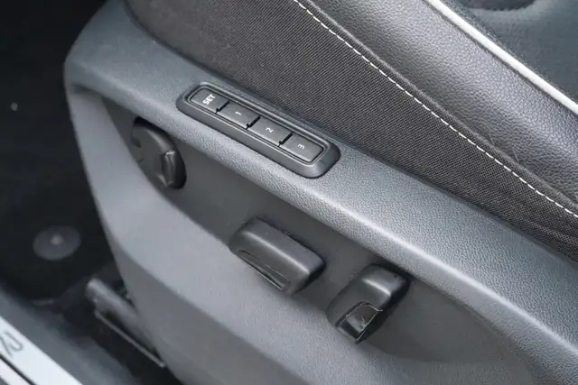 2022 Volkswagen Tiguan - Photo 24