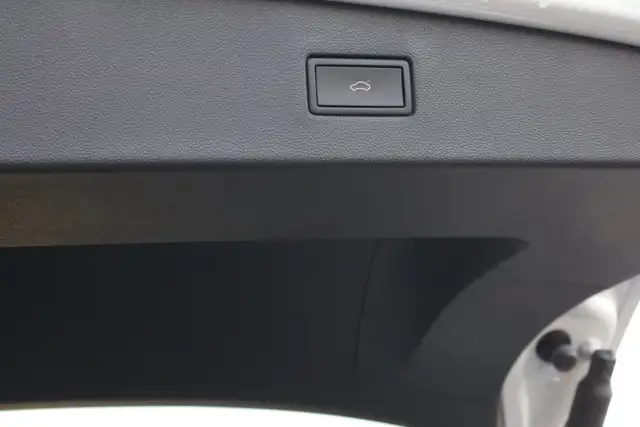 2022 Volkswagen Tiguan - Photo 31