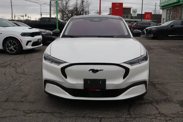 2022 Ford Mustang Mach-E - Photo 2