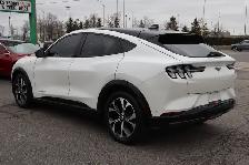2022 Ford Mustang Mach-E - Photo 5