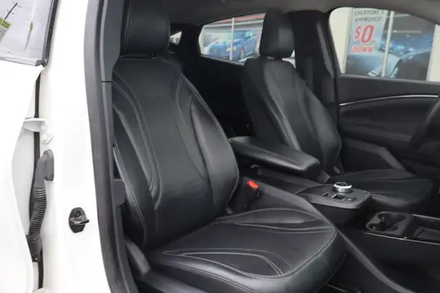 2022 Ford Mustang Mach-E - Photo 14