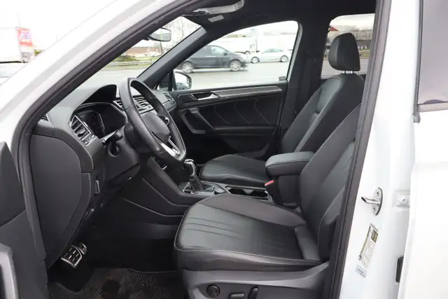 2022 Volkswagen Tiguan - Photo 13