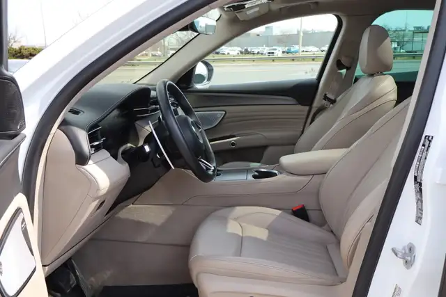 2023 Maserati Grecale - Photo 12