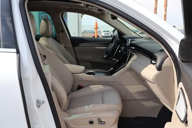 2023 Maserati Grecale - Photo 16