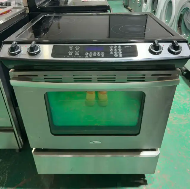 Whirlpool Stainless Steel Slide In Stove (S4179) $428
