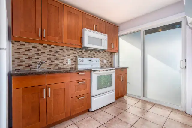 1 Bedroom Basement Walkout Guelph East End - Photo 3