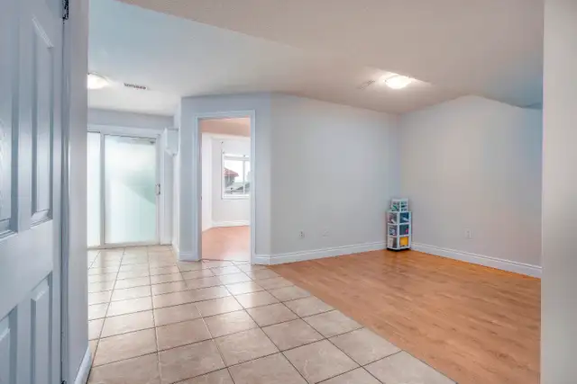 1 Bedroom Basement Walkout Guelph East End - Photo 12