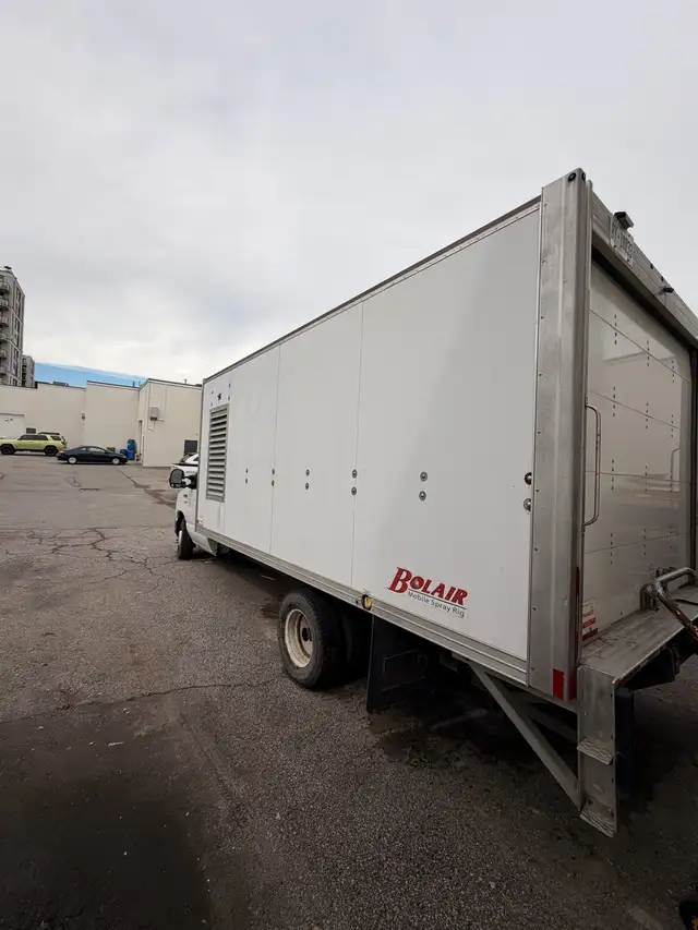 spray foam rig truck GRACO - Photo 4