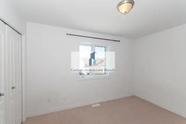 Maison à Louer - 272 rue Arthur Quesnel - Photo 9