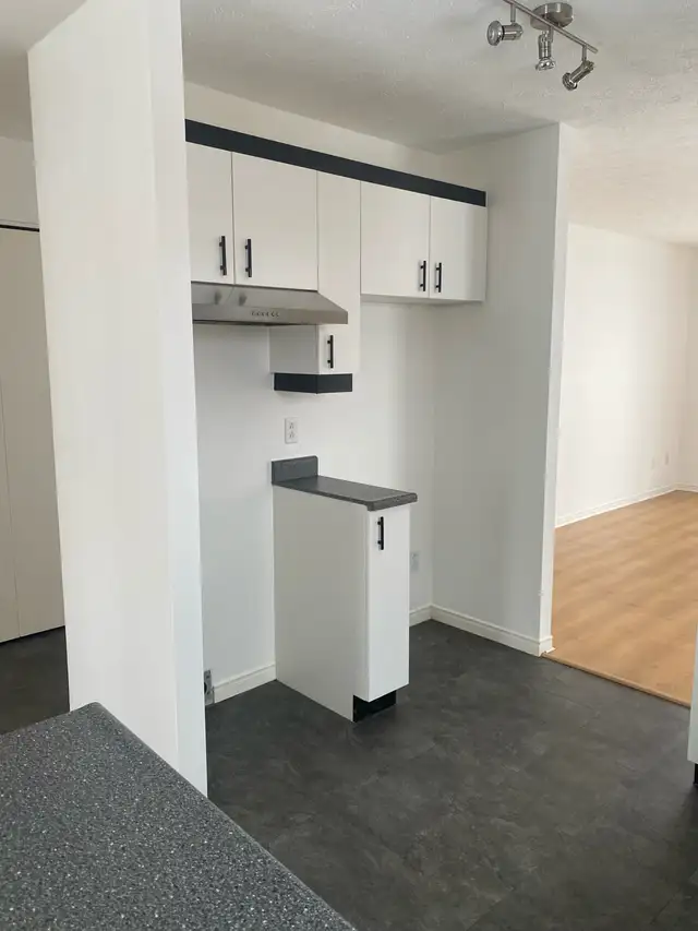 Beau 41/2 secteur Fleurimont - Photo 2