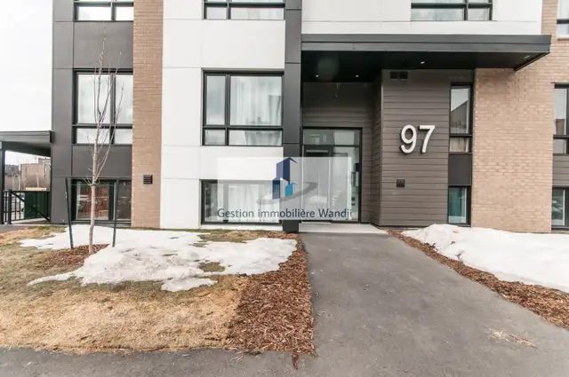 Appartement à Louer - 97 rue Marguerite-Maillé #101 - Photo 2