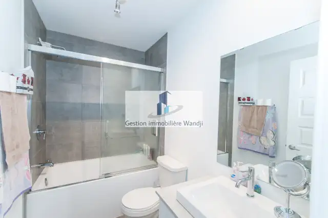 Appartement à Louer - 97 rue Marguerite-Maillé #101 - Photo 11