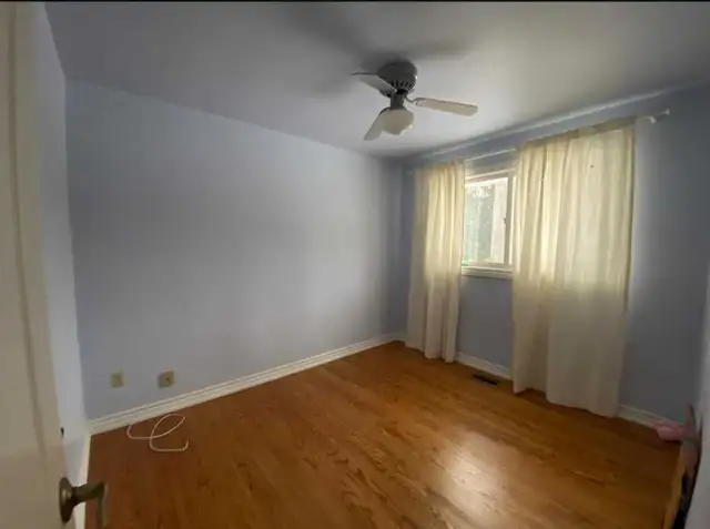 Spacious Room For Rent - Photo 3