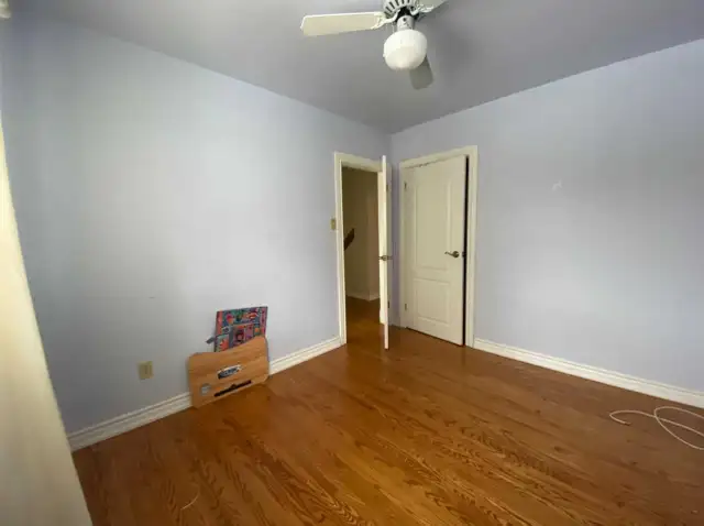 Spacious Room For Rent - Photo 4