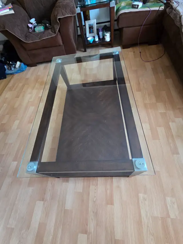 Coffe tables, end tables and lamps - Photo 3