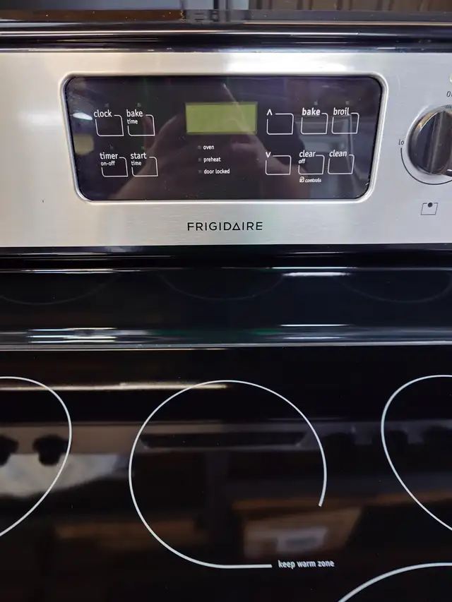 Frigidaire '30' Stainless Steel Freestanding Electric Range on S - Photo 4