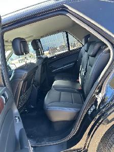 2011 Mercedes-Benz ML350 Bluetec Diesel AWD For Sale. - Photo 9