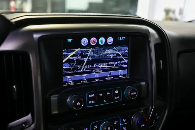 2017 Chevrolet Silverado 1500 LTZ 5.3L V8 4X4 CREW CAB|NOACCIDEN - Photo 20