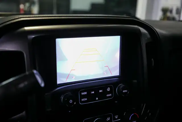 2017 Chevrolet Silverado 1500 LTZ 5.3L V8 4X4 CREW CAB|NOACCIDEN - Photo 21