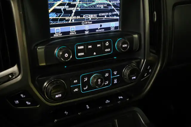 2017 Chevrolet Silverado 1500 LTZ 5.3L V8 4X4 CREW CAB|NOACCIDEN - Photo 23