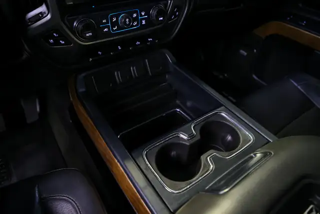 2017 Chevrolet Silverado 1500 LTZ 5.3L V8 4X4 CREW CAB|NOACCIDEN - Photo 25