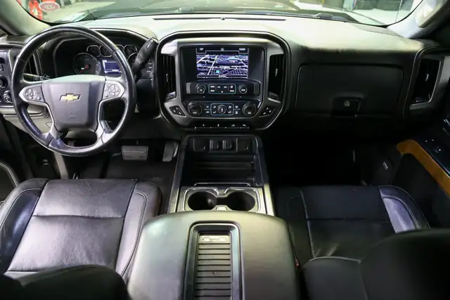 2017 Chevrolet Silverado 1500 LTZ 5.3L V8 4X4 CREW CAB|NOACCIDEN - Photo 28